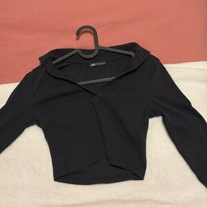 Zara - Cropped full sleeve top with collar - Black
